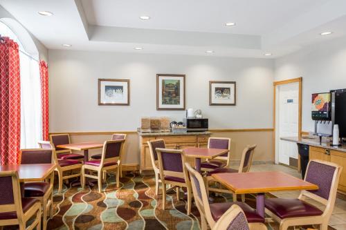 Food and beverages, Baymont by Wyndham Fort Myers Airport in Fort Myers (FL)