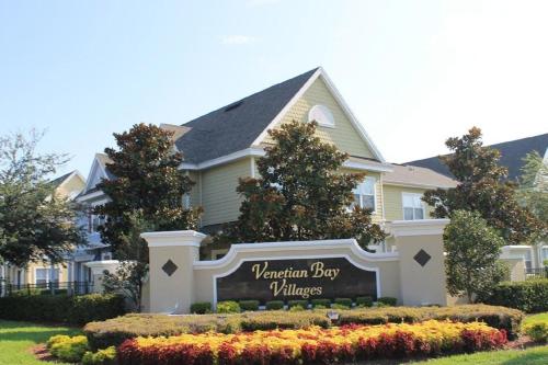 Beautiful 3 Bedroom Townhouse near Walt Disney World - image 6