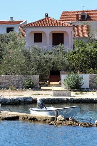 Apartments by the sea Zdrelac Pasman - 695