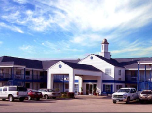 American Inn and Suites White Hall