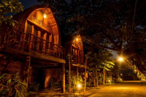 Varanda/terraço, Bamboo Bungalows in Kampot