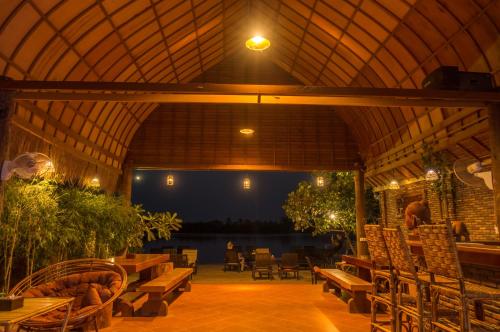 Alimentos e Bebidas, Bamboo Bungalows in Kampot