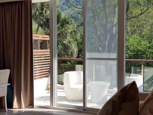 Around The Tree Manor in Shitan Township