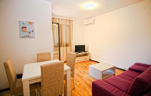 Apartments Atrium