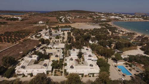 Surfing Beach Village Paros - image 9