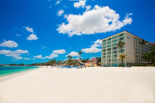 Entrée, BREEZES RESORT & SPA ALL INCLUSIVE, BAHAMAS - ADULTS ONLY in Nassau