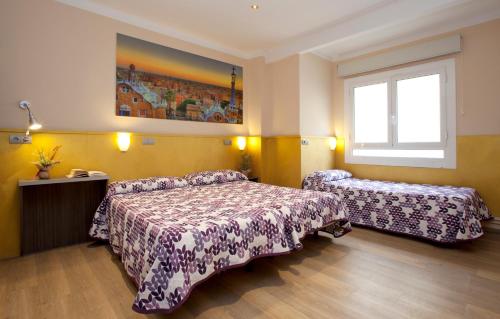 Hostal Barcelona - image 5