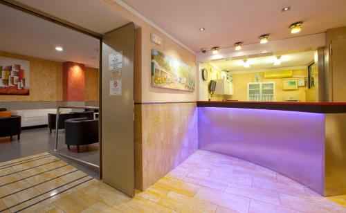 ホスタル バルセロナ