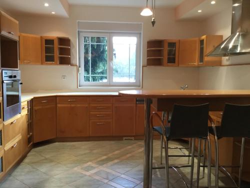 Justyna - main image