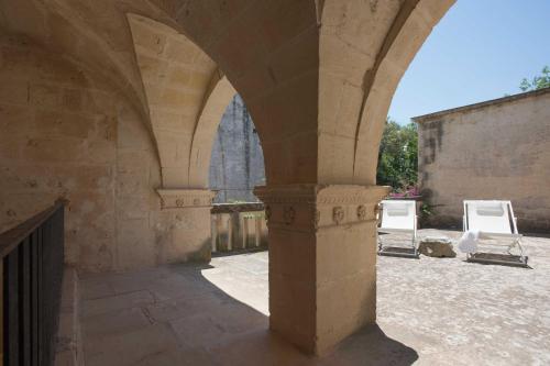 Castello di Casamassella Castello di Casamassella