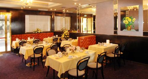 Ресторан, Hotel Centrale Byron in Равенна