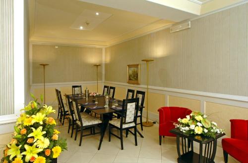 Паб/Коктейль-бар, Hotel Centrale Byron in Равенна