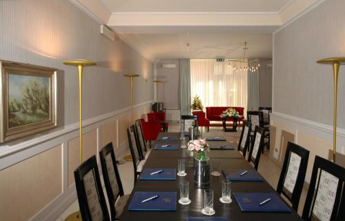 Ресторан, Hotel Centrale Byron in Равенна