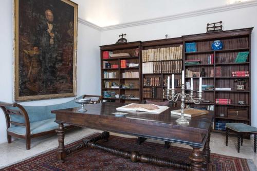 Castello di Casamassella Castello di Casamassella