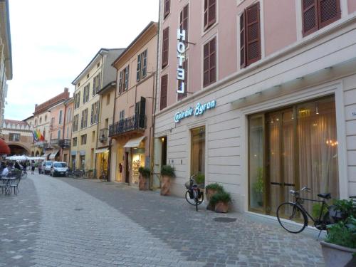 Hotel Centrale Byron - image 9