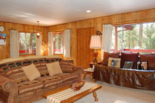 23 Arnetts Cabin - image 7