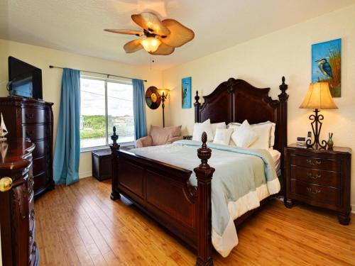 West Coast Vista 3E Bay View Condo 442 in Clearwater Beach, USA