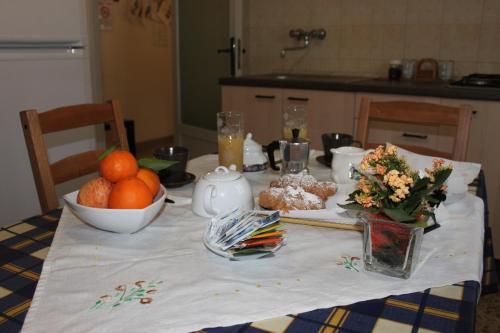Restaurant, Luna Piena B&B in Castromediano