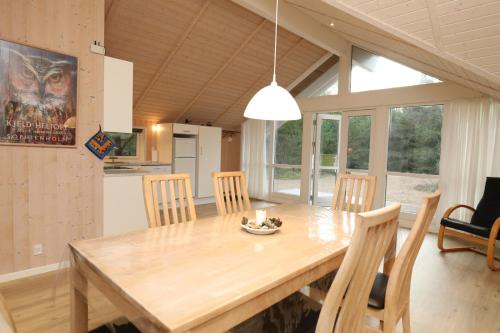 บริการและสิ่งอำนวยความสะดวก, Hjortestien 7 in เคียร์เกบี