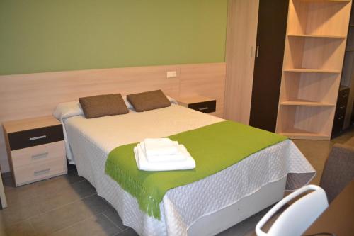  The Factory Residence Hall, Pension in Segovia