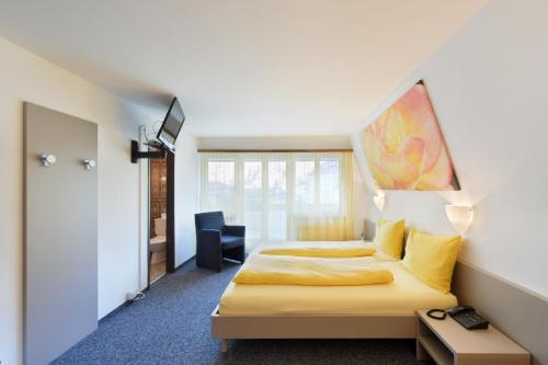 1 queen bed