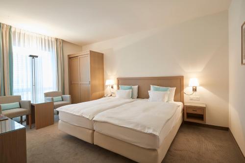 2 twin beds