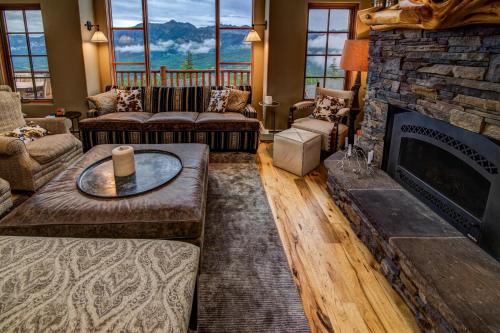 Moonlight Mountain Home 1 Big Sky (MT)