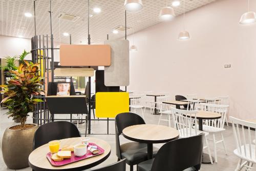 B&B Hôtel LYON Centre Perrache Berthelot - image 12