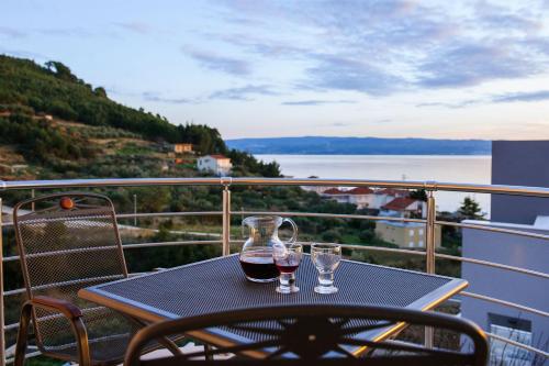  Guest House Ana in Podstrana