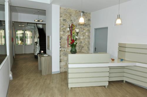 Hôtel Atlantic - image 2