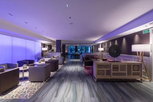 Catalonia Square 4* Sup