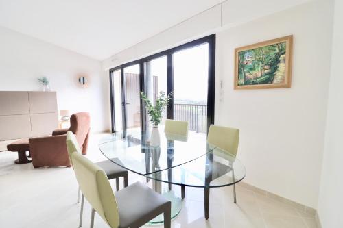 Einrichtungen, Appartement T4 Vue Unique in Rodez