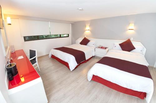 room detail thumbnail 1