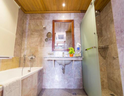 Junior Suite with Balcony