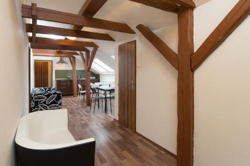 Easy Housing 5