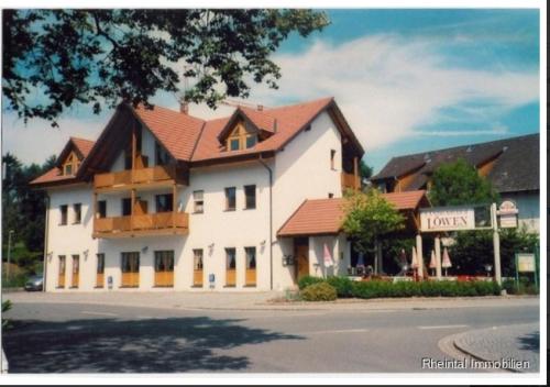 Gasthaus Löwen - Accommodation - Dettighofen