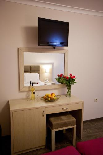 2 twin beds