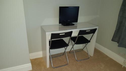 Crumlin Road Town House - main image