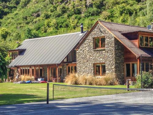 Wharenui Holiday Home by MajorDomo - Arrowtown