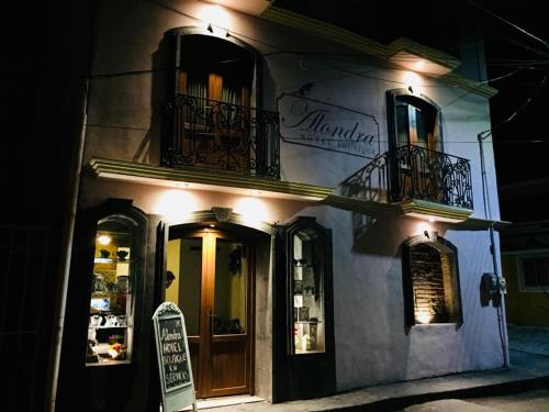 ミネラル・デル・モンテ Alondra Hotel Boutique 4つ星 ホテル プール