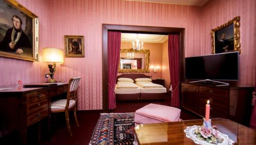 Hotel Palais Porcia - image 2