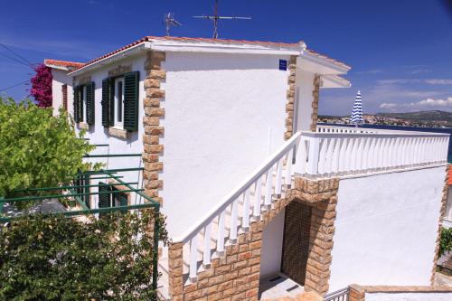  Apartment Jole in Ražanj