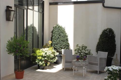 My Home In Paris - image 11