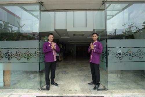 Tjokro Pekanbaru Hotel (Tjokro Hotel Pekanbaru)
