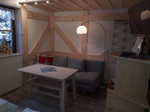 บริการและสิ่งอำนวยความสะดวก, Ferienwohnung Aronia Garten in โอเบอร์ไวเซนทัล