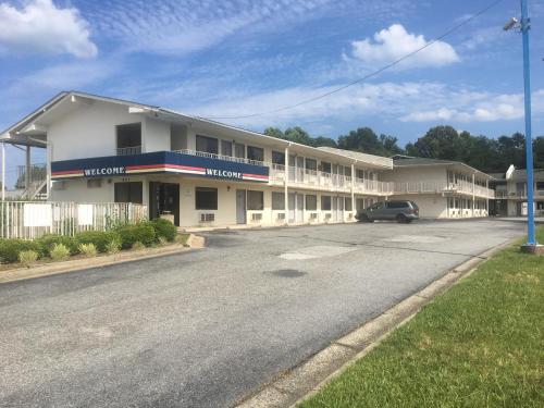 Travel Inn, Greensboro