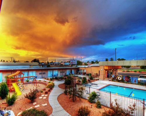 Lake Powell Canyon Inn