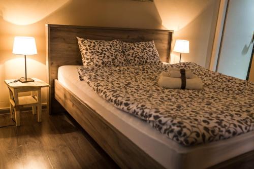 Top Apartment - main image