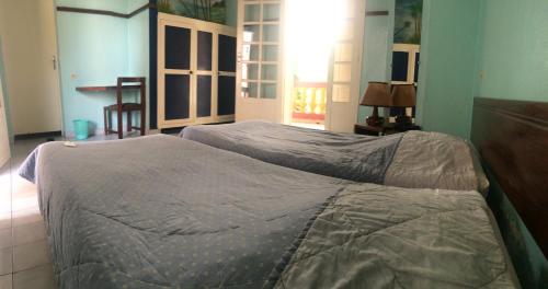 Double or Twin Room image 6