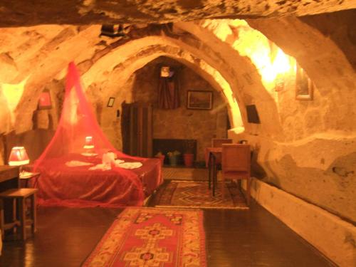 Cappadocia Antique Gelveri Cave Hotel